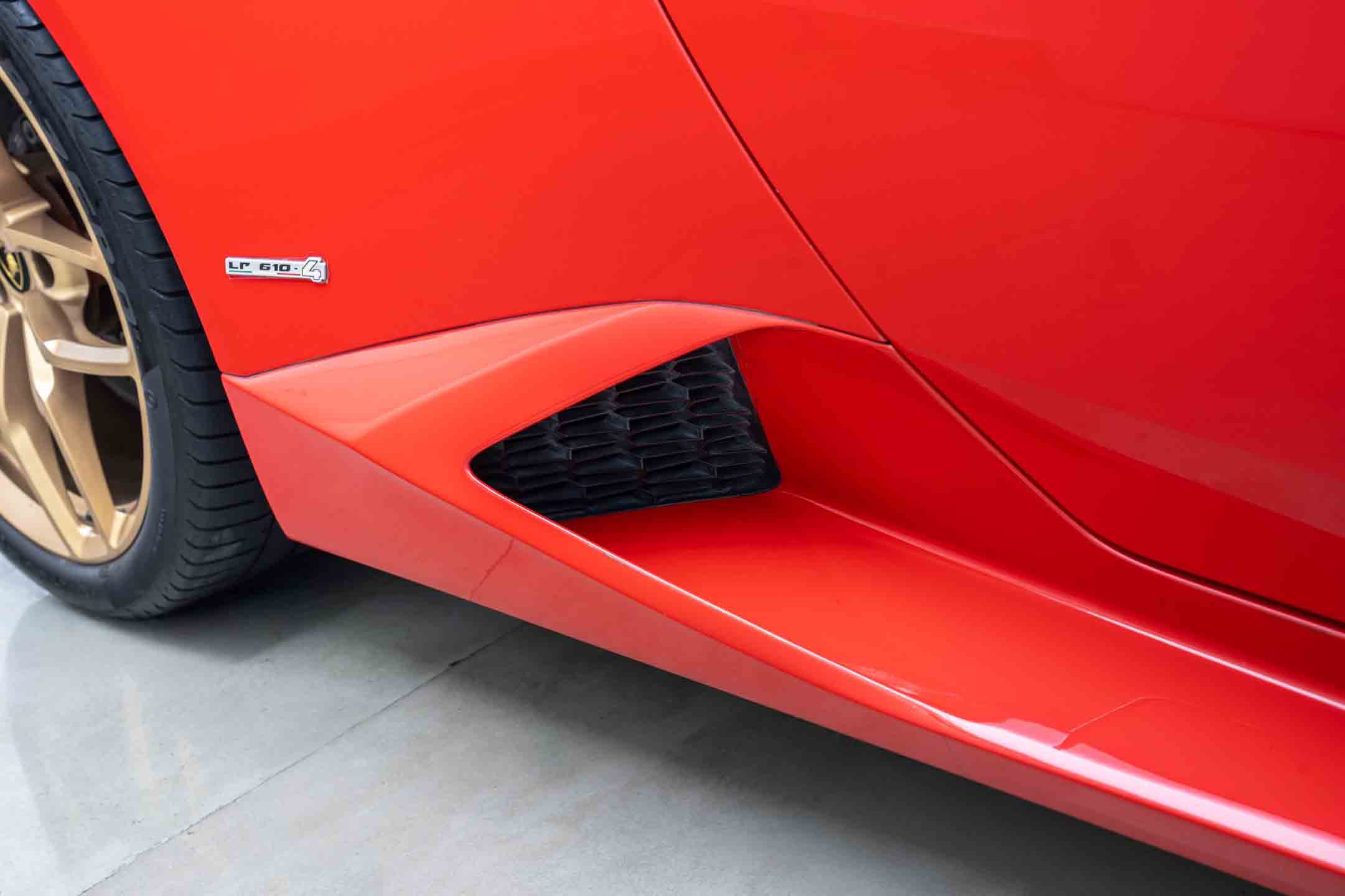 LAMBORGHINI HURACAN LP 610-4