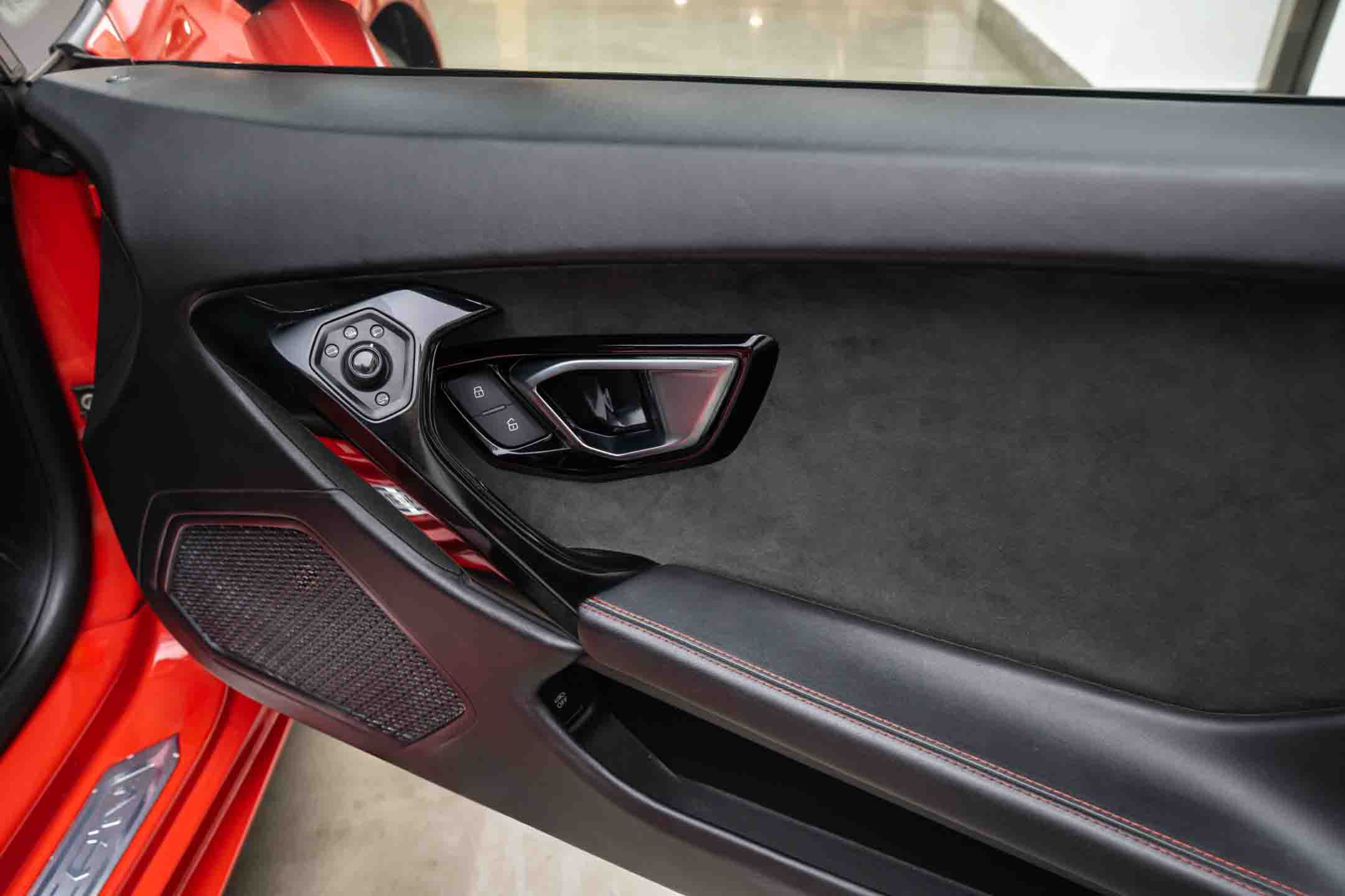 LAMBORGHINI HURACAN LP 610-4