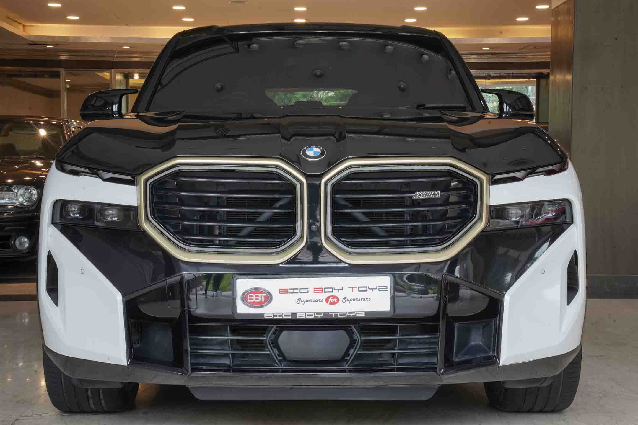 BMW XM