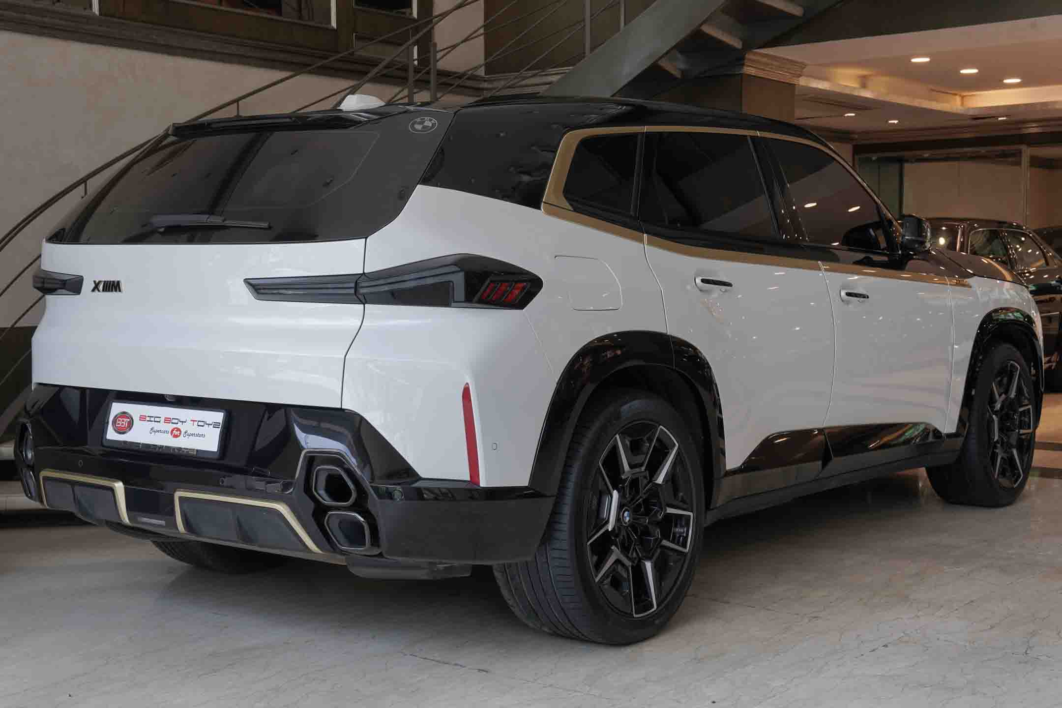 BMW XM