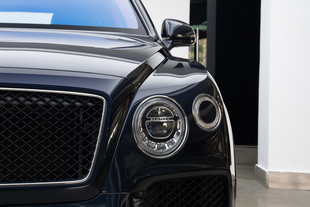 Bentley Bentayga V8
