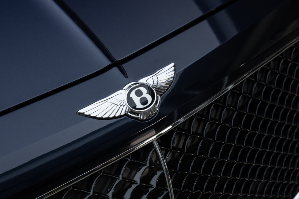 Bentley Bentayga V8