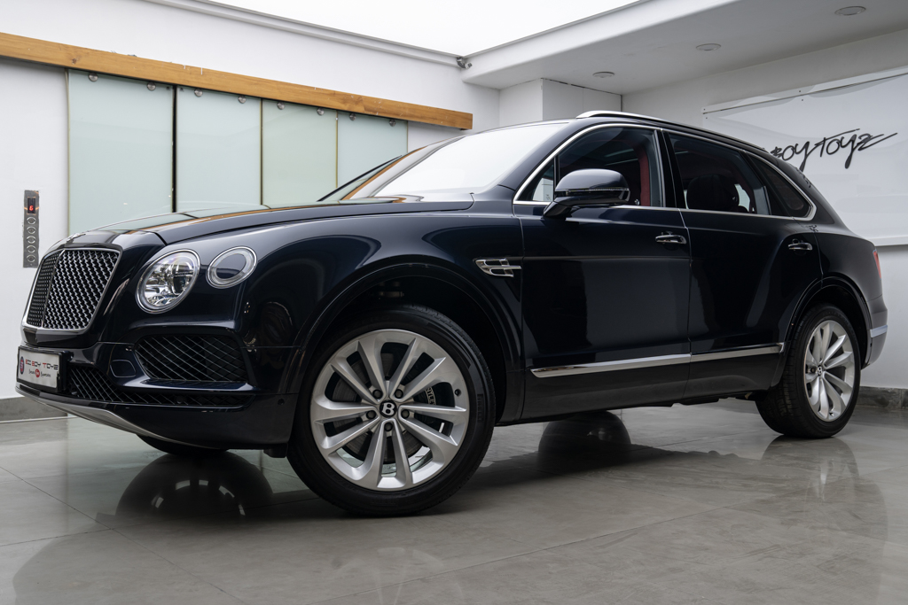 Bentley Bentayga V8