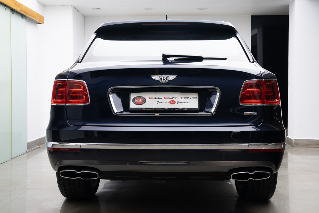 Bentley Bentayga V8