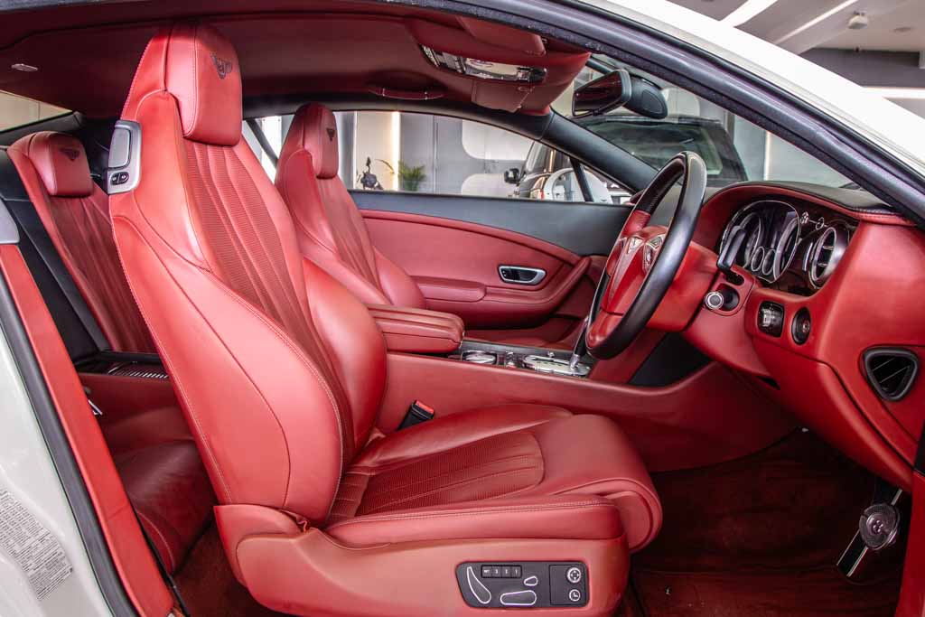 BENTLEY CONTINENTAL GT W12