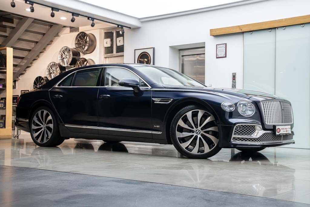 Bentley Flying Spur W12