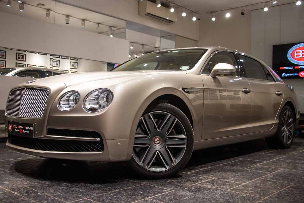 BENTLEY FLYING SPUR V8 MY16