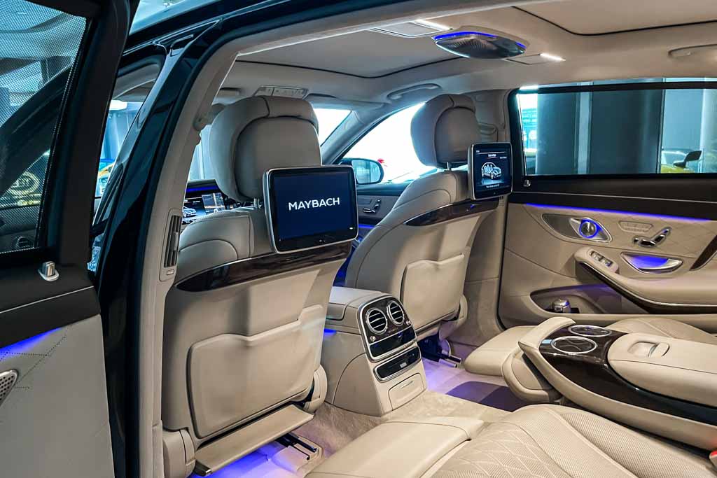 MERCEDES MAYBACH S500