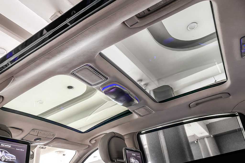 MERCEDES MAYBACH S500