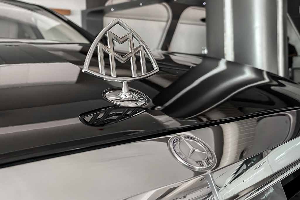 MERCEDES MAYBACH S500