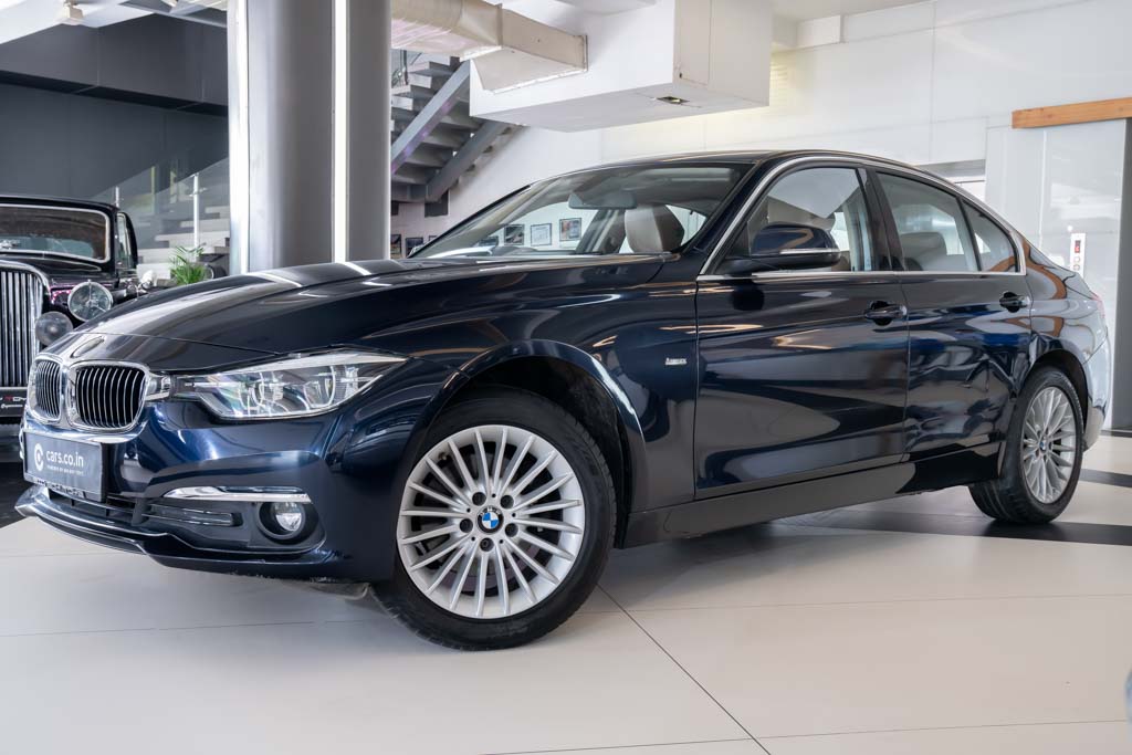 BMW 320D LUXURY LINE