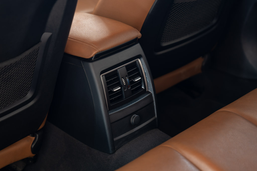 BMW 320D LUXURY LINE