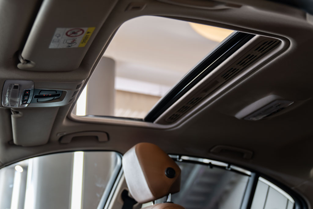 BMW 320D LUXURY LINE