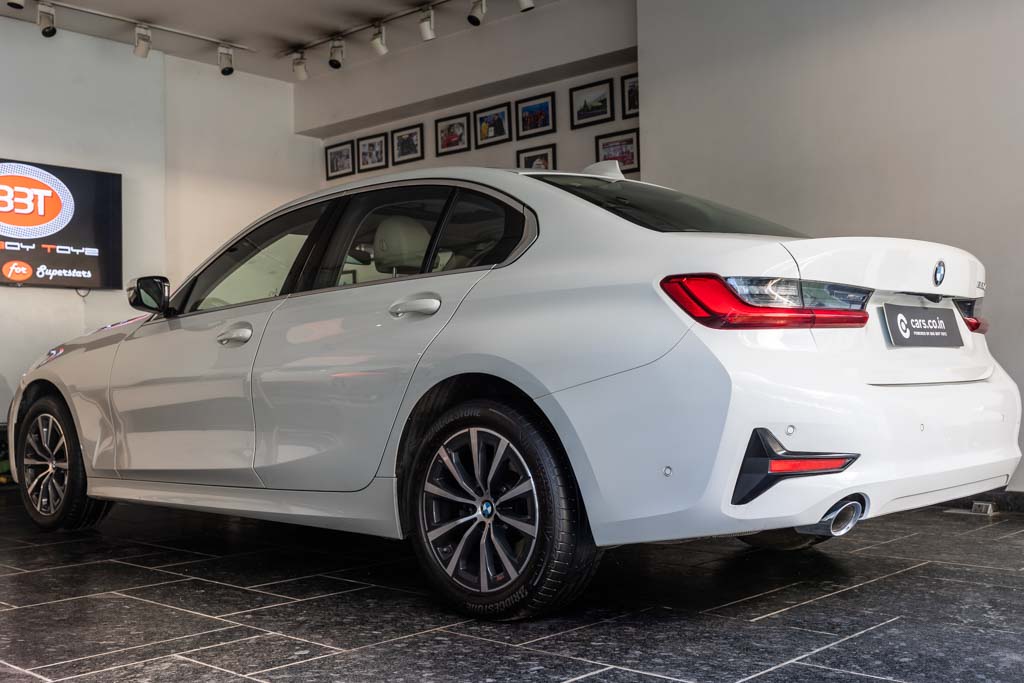 BMW 320d luxury Line