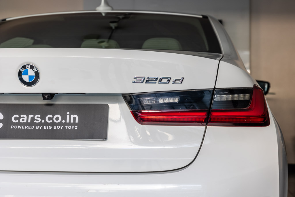 BMW 320d luxury Line