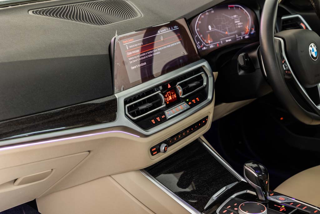 BMW 320d luxury Line