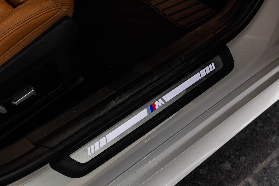 BMW 330LI GRAN M Sport