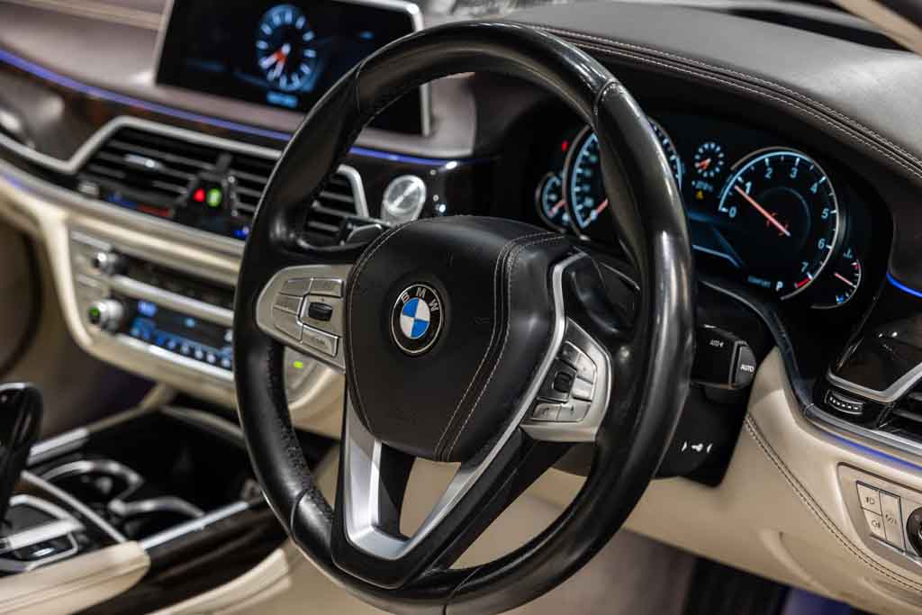 BMW 750Li