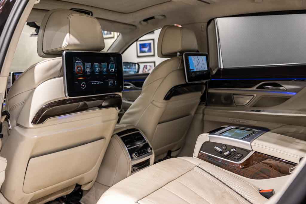 BMW 750Li