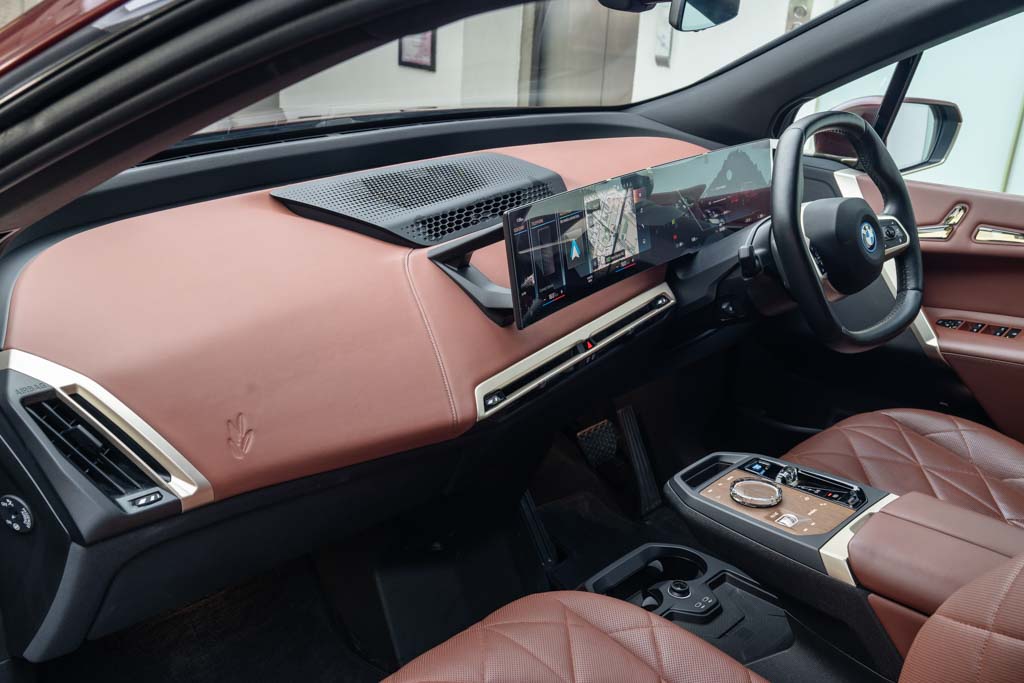 BMW IX XDRIVE 40