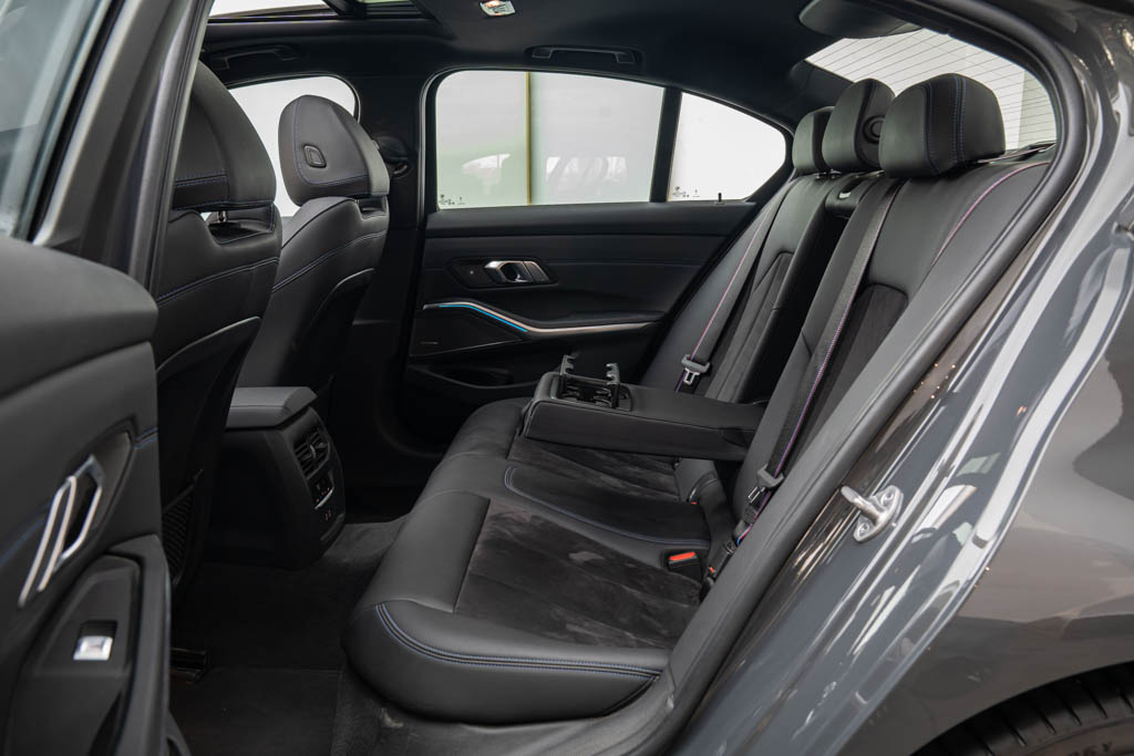 BMW M340i LCI Shadow Edition