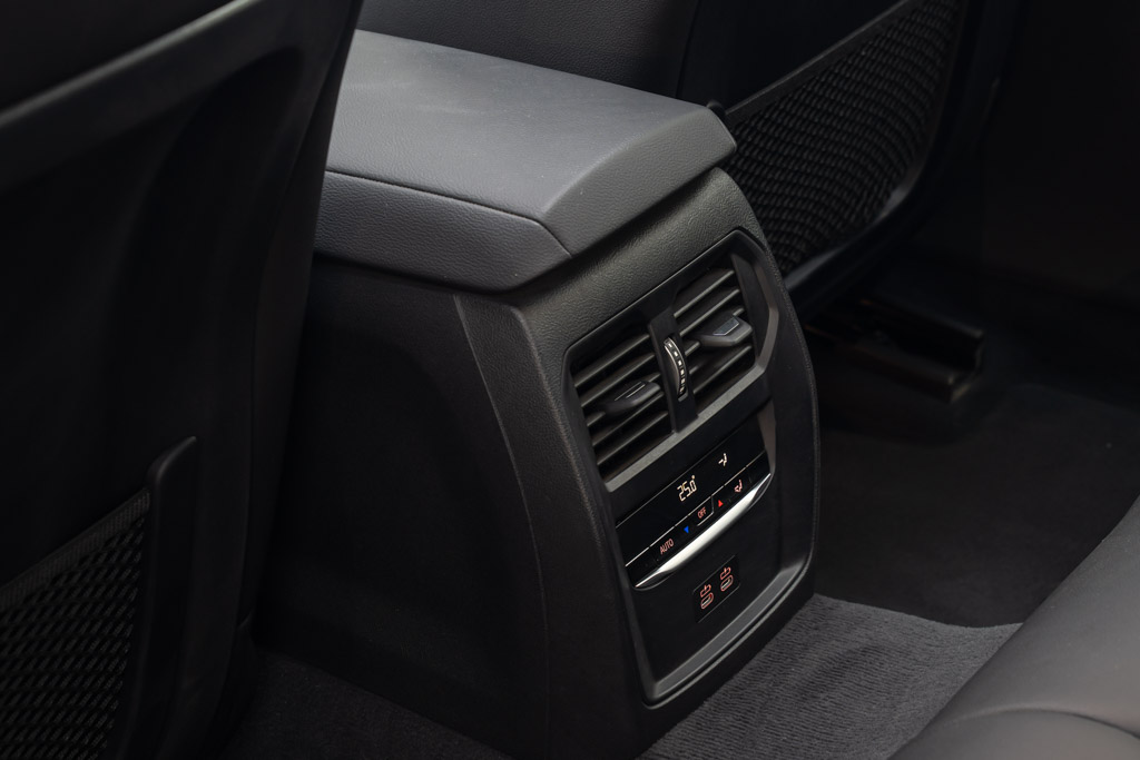 BMW M340i LCI Shadow Edition