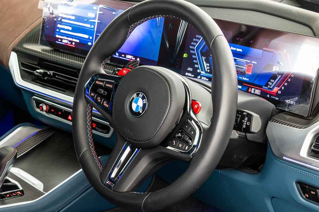 BMW XM