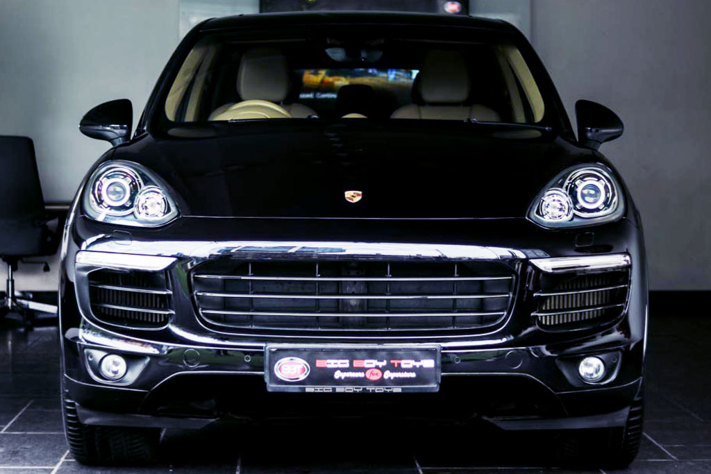 Porsche Cayenne Platinum Edition