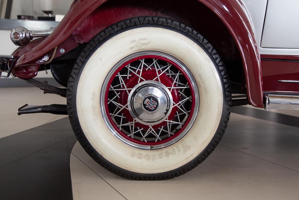 Cadillac V12