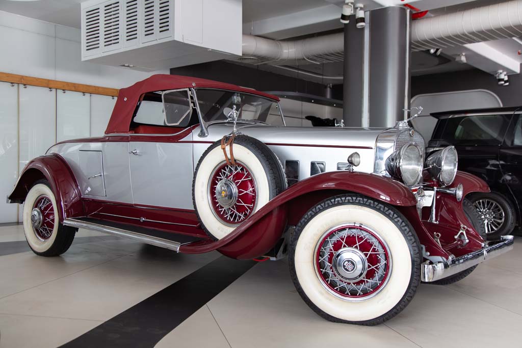 Cadillac V12