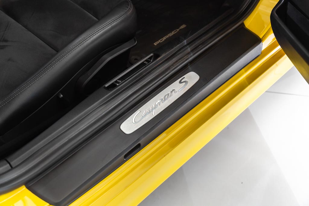 Porsche Cayman S