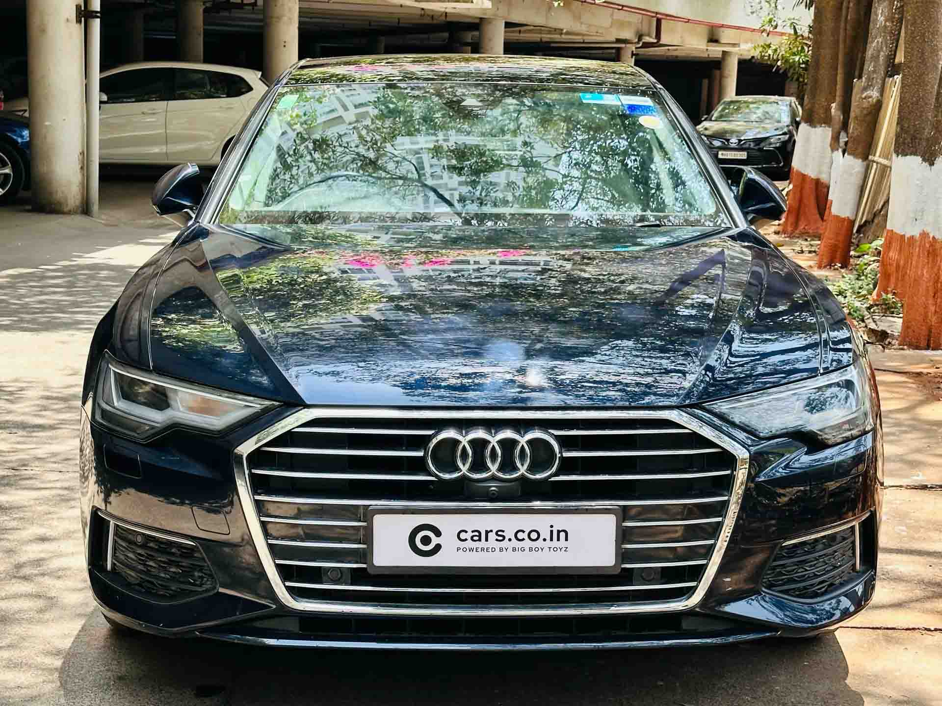 AUDI A6 45 TFSI Technology 