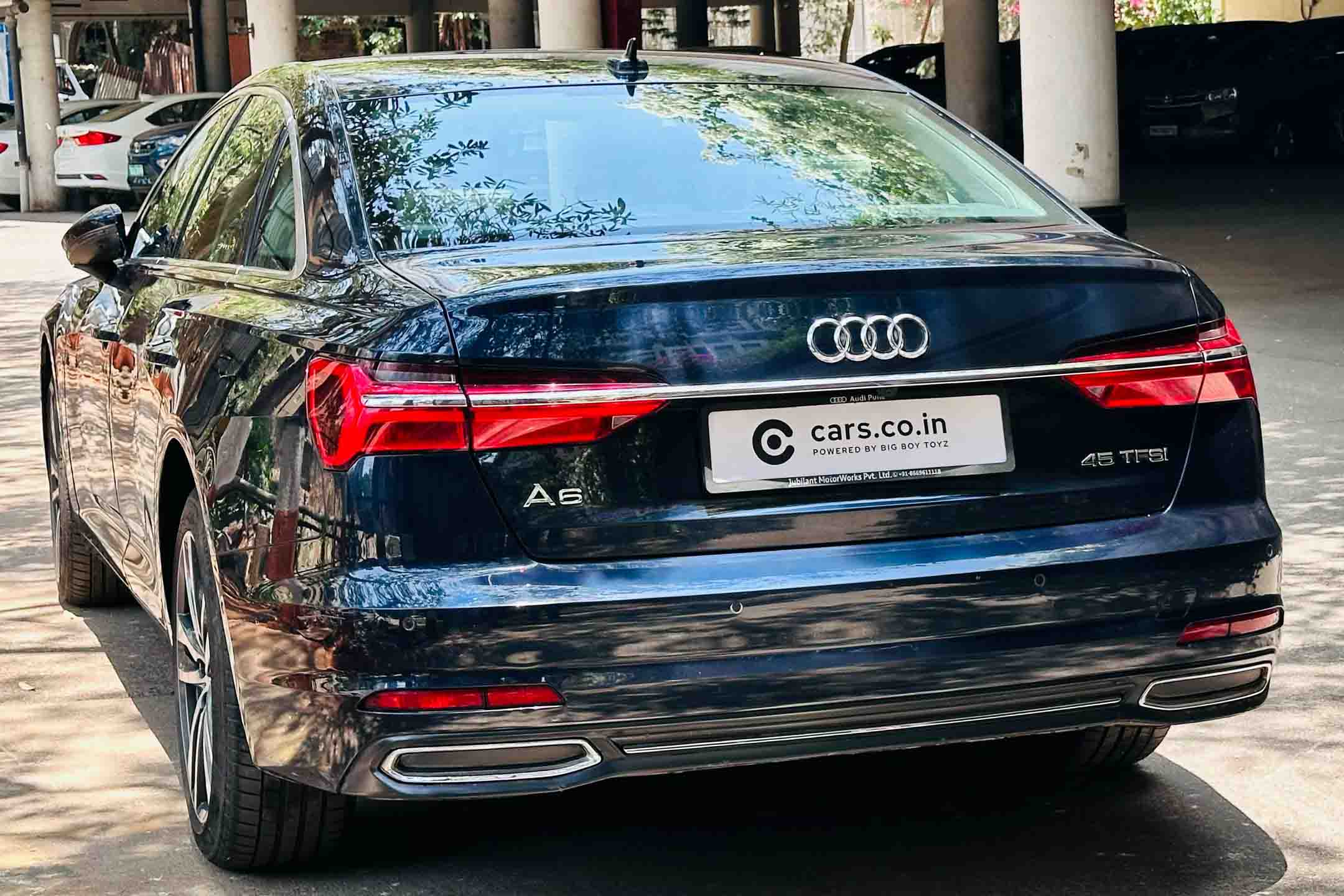 AUDI A6 45 TFSI Technology 