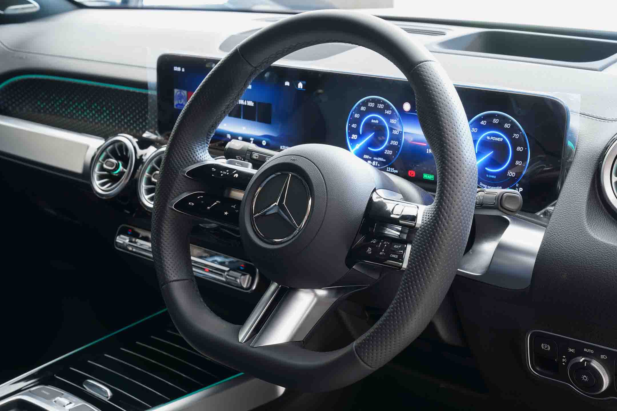 Mercedes Benz EQB 350 4matic
