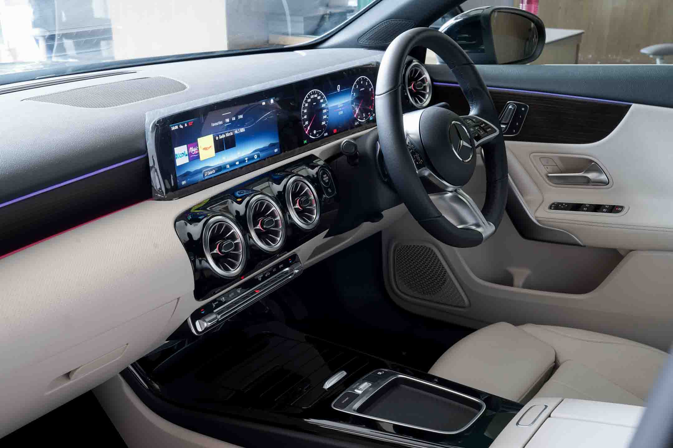 Mercedes Benz A200 Limousine