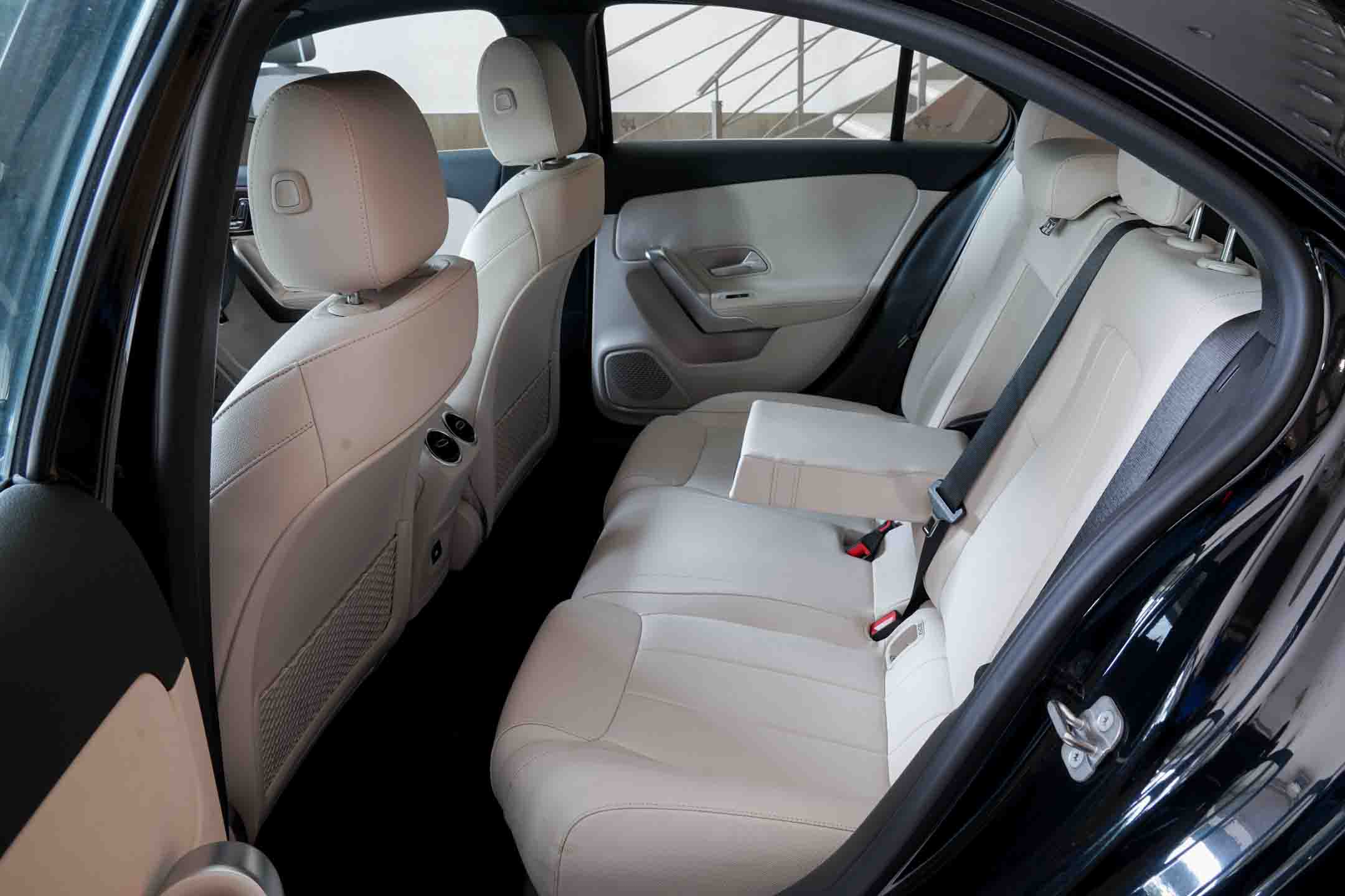 Mercedes Benz A200 Limousine