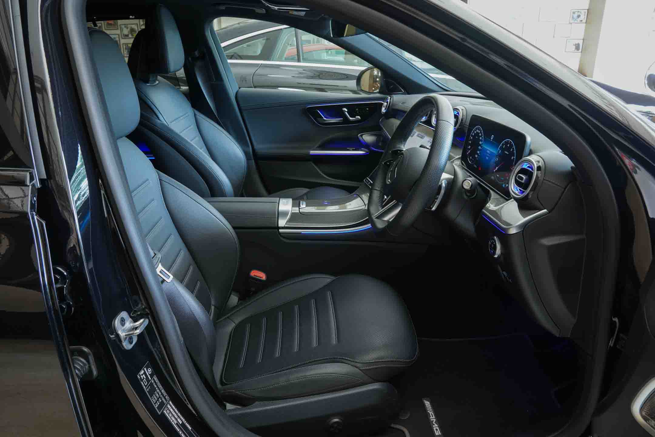 Mercedes Benz C300 AMG Line