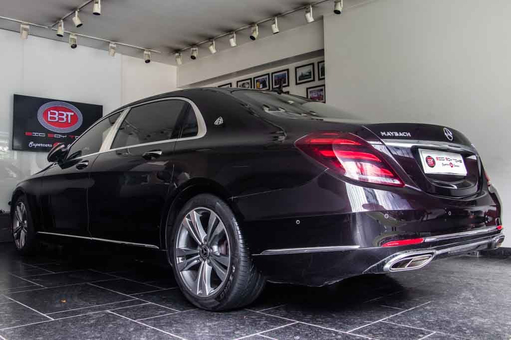 Mercedes Maybach S560