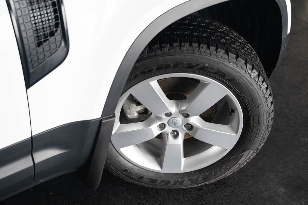 Land Rover Defender 110 P300 HSE