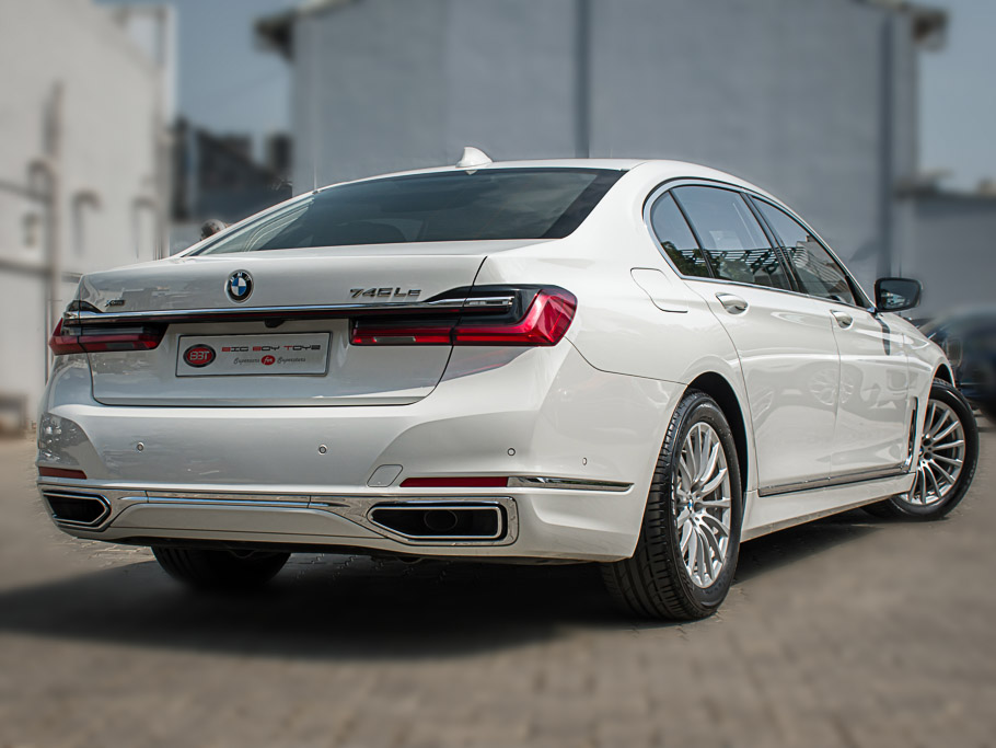 BMW 745le Plug in Hybrid