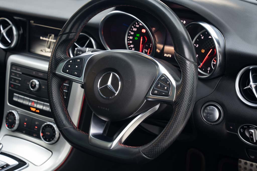 Mercedes Benz SLC 43 AMG