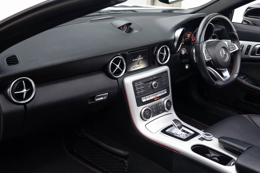 Mercedes Benz SLC 43 AMG