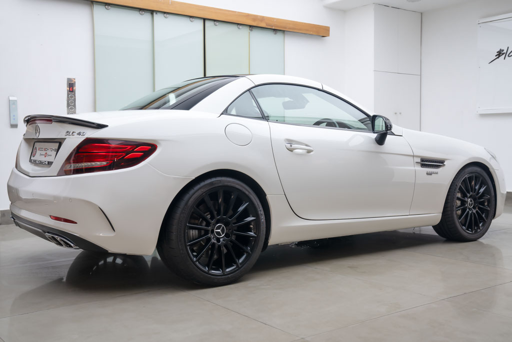 Mercedes Benz SLC 43 AMG