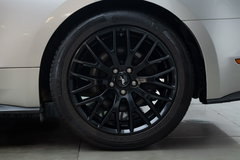Ford Mustang GT