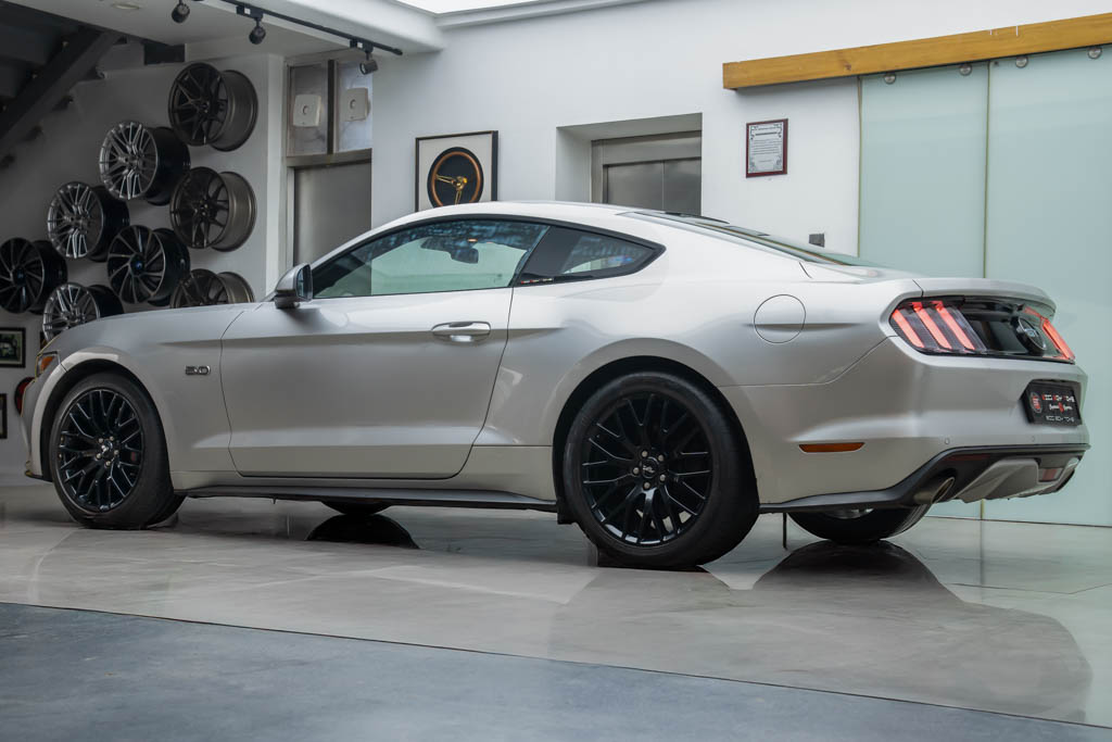 Ford Mustang GT