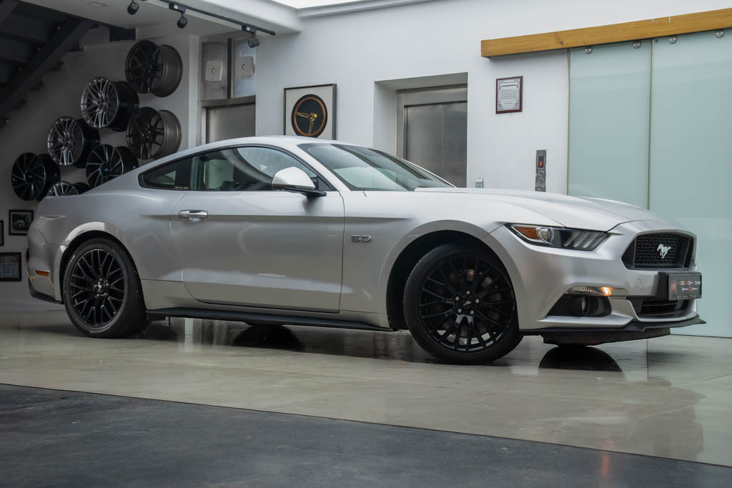 Ford Mustang GT