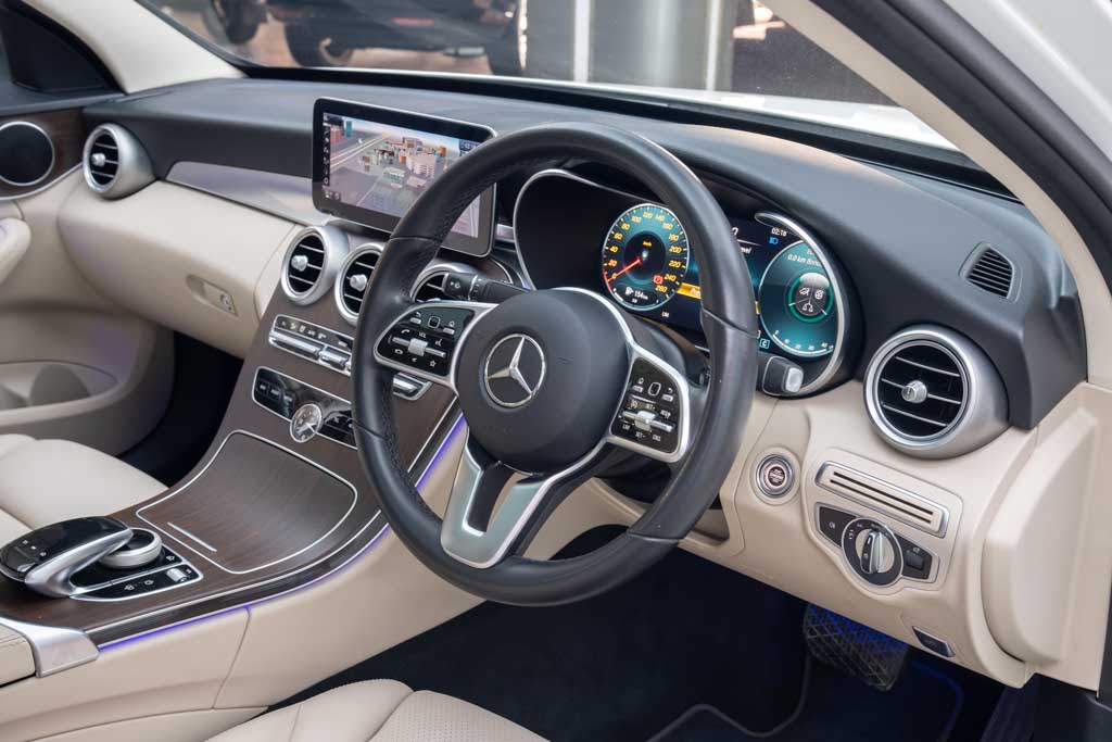 Mercedes Benz C220d
