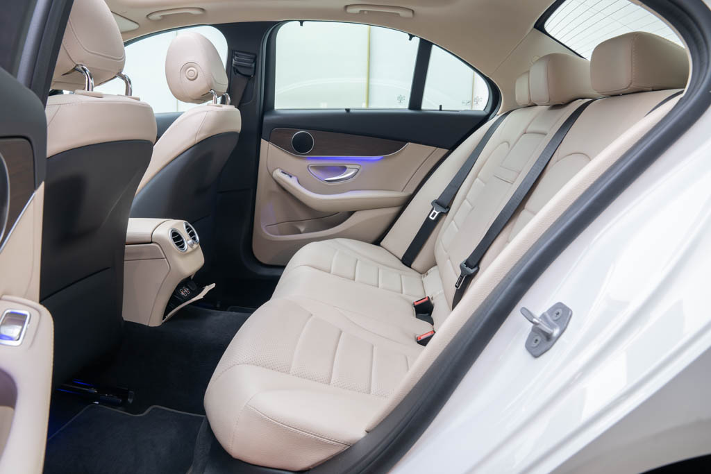 Mercedes Benz C220d