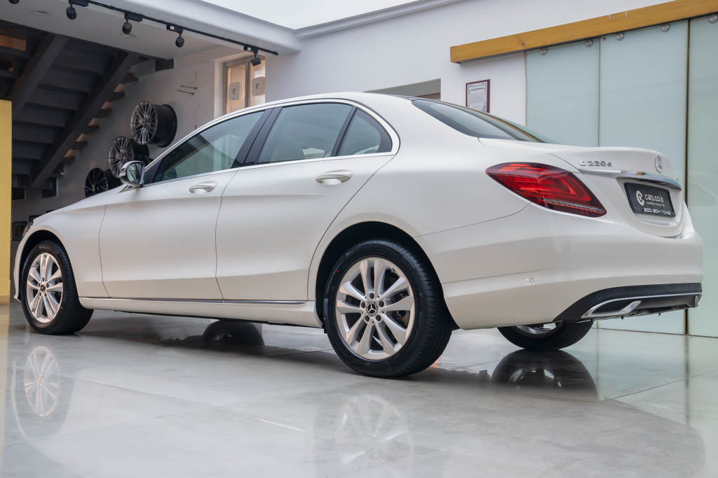 Mercedes Benz C220d