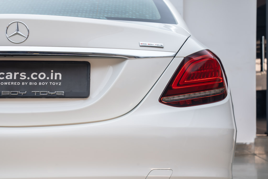 Mercedes Benz C220d